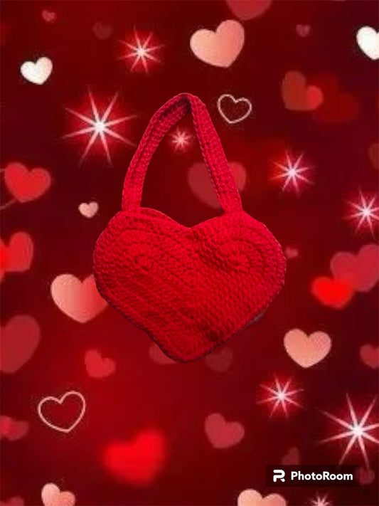 small heart shoulder purse