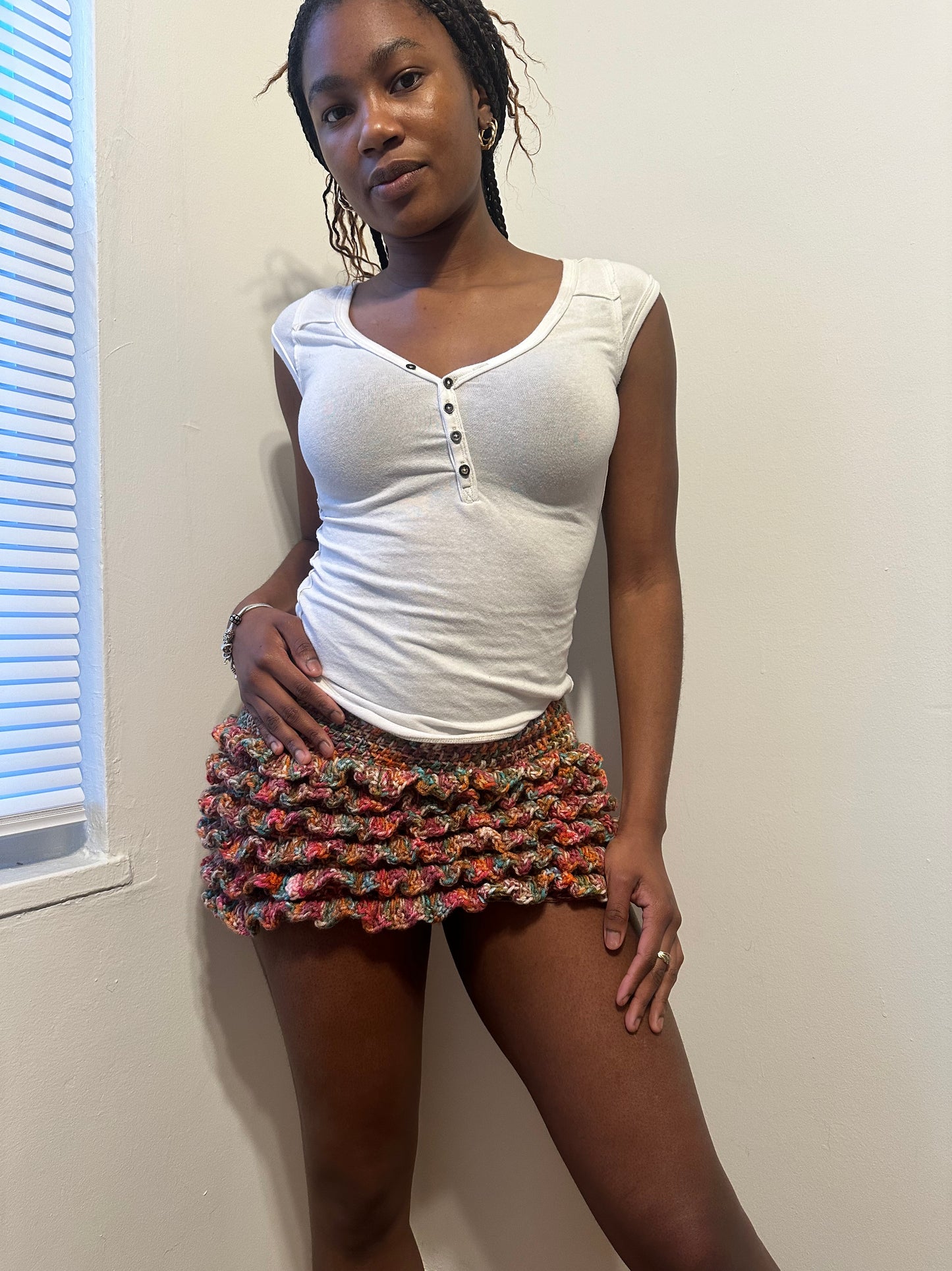 PATTERN! crochet mini ruffled skirt